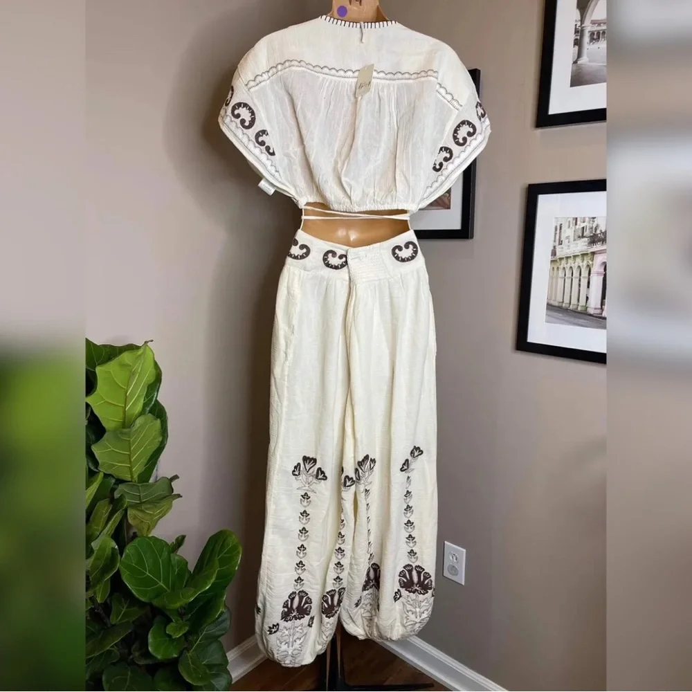Free people Kai Embroidered Set Size M - Picture 7 of 8